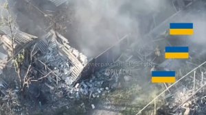 Наша артиллерия эпично скосила трёх xoxлов, которые пытались бежать с позиции после обработки дронам