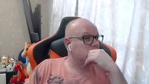 Аттила вот сгорел от рыжих. Алкостримы за 10k рубчиков, ненавидит весь мир (ХРЮЧЕВО)