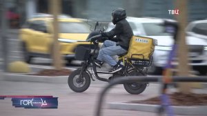 В Москве прошел рейд по проверке водителей электросамокатов и велосипедов / Город новостей на ТВЦ