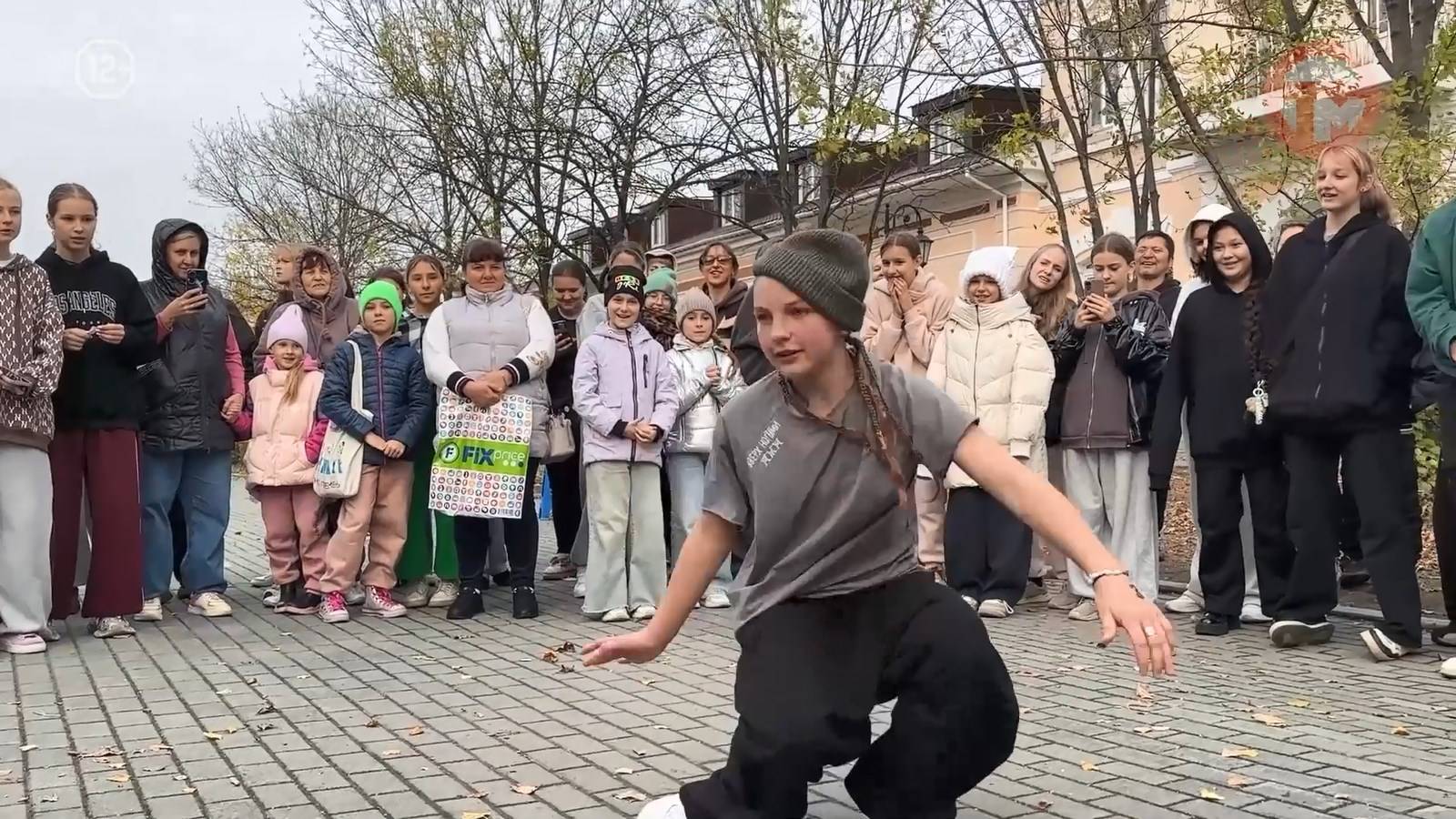 🕺 Улицы Уссурийска захватили танцоры — в городе прошёл «Фест без мест»