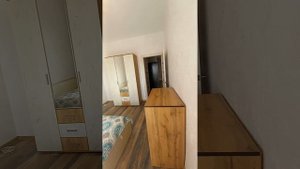 3 ком. Студия.
Титова д.1, до Метро Площадь Маркса 3 минуты пешком