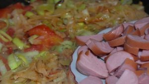Пирог с капустой и овощами