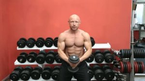 МАХИ ГАНТЕЛЯМИ Перед Собой