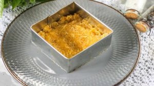 Салат с яблоком и морковью слоями