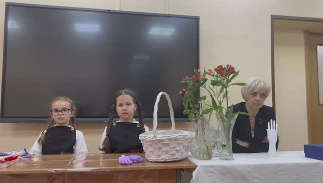 Видео к конкурсу Мастерята 2025, компетенция «Флористика» 1-2 класс ГБОУ Школа 1252 им.  Сервантеса