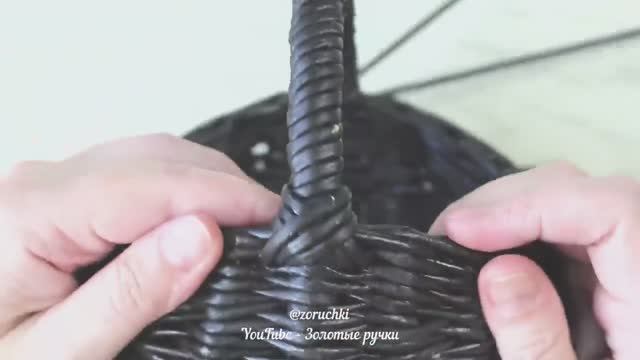 Как сплести корзинку для ягод. Золотые ручки