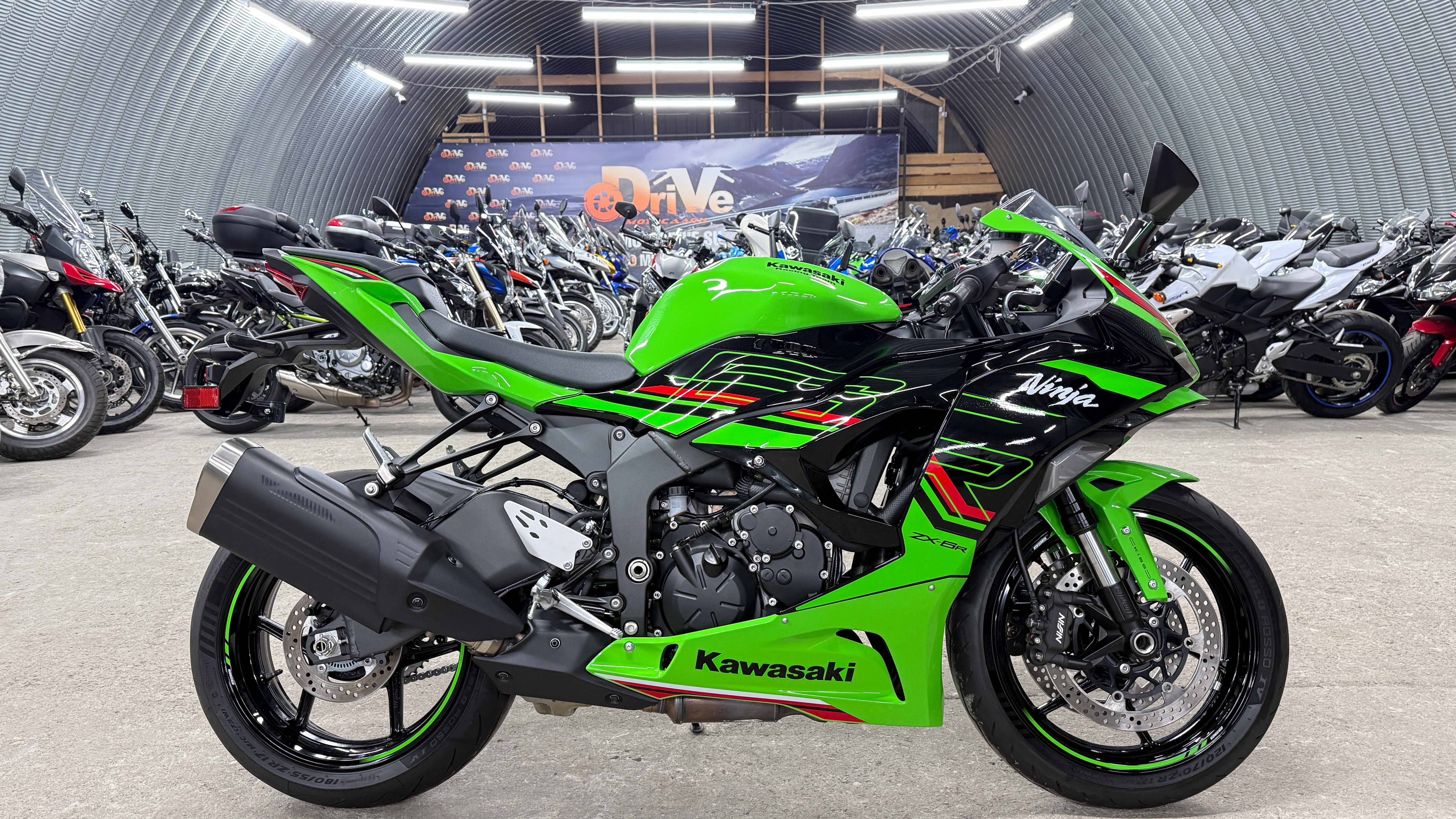 Обзор Kawasaki ZX-6R |В НАЛИЧИИ| смотреть онлайн