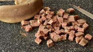 Салат с языком и яблоком