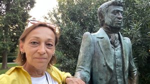 Сочи. Дом врача А.Л.Гордона и библиотека имени А.С.Пушкина на Историческом бульваре.