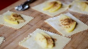 Печенье с яблоками и корицей