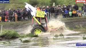 Гонки на тракторах