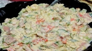 Салат с ветчиной, сыром и болгарским перцем