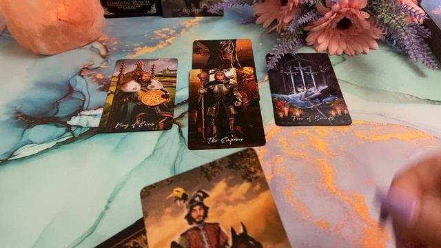 Что он чувствует к тебе ✨🍓🔆Таро