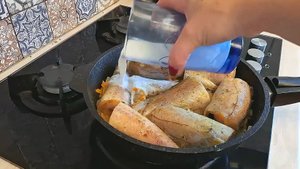 Сочный минтай на сковороде. Простой рецепт 🍲.
