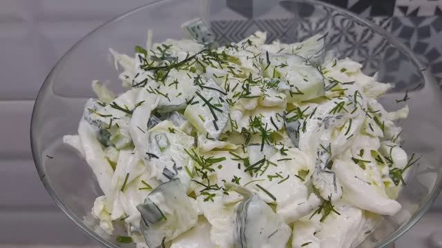 Невероятно сочный салат из пекинской капусты с огурцом. Вкусно, быстро и полезно! смотреть онлайн