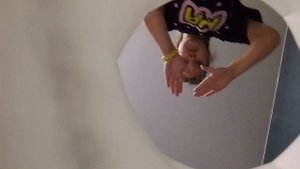 танцую.