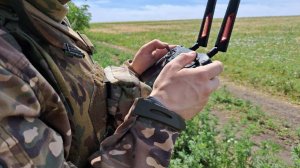 Кадры уничтожения боевиков ВСУ дронами на красноармейском направлении