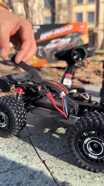 Радиоуправляемая багги MJX Hyper Go 4WD Brushless MEW4 Buggy MJX-M162, 6.790р сайт cars-kids.com смотреть онлайн