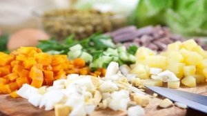 Салат Оливье слоями