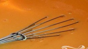 Салат из говядины с омлетом