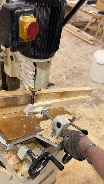 ASMR с производства: рождение лесенки «Алиса» из массива дерева