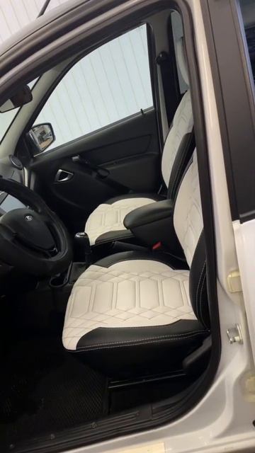 Lada Granta. Авточехлы смотреть онлайн