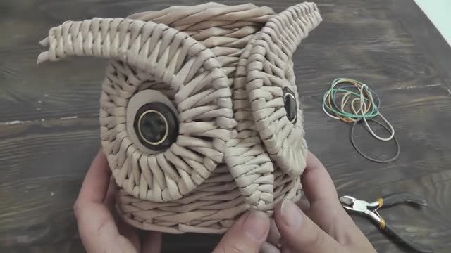 Карандашница СОВА из газетных трубочек