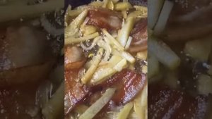 Картошка на сале с яйцами