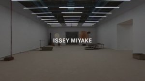 Показ коллекции Issey Miyake весна-лето 2026