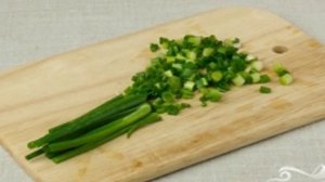 Салат Оливье с семгой