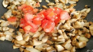Рулетики из лаваша с грибами