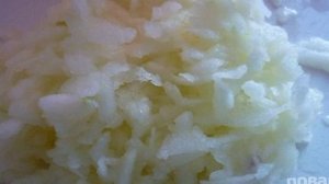 Пышные оладьи на кефире с яблоками