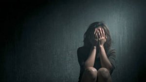 Школьники полгода шантажировали учительницу видео с групповым изнасилованием