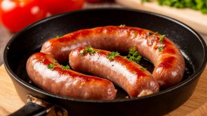 Секреты идеальной жарки: жареные сосиски на сковороде, которые получатся у всех