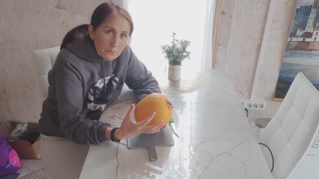 Дневник за 15.10.2025: тыква, про которую думала, что кабачок; место где планирую сажать кустарники