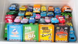 Обзор распаковки множества машинок Disney Pixar _ машинки Lightning Mcqueen Bubble ASMR