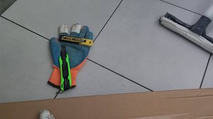 Балкон в стиле лофт: очистка межплиточных швов Hanskonner 🔪