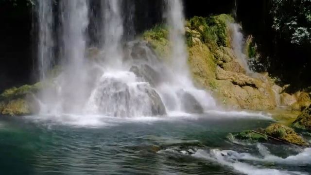 ДАВАЙТЕ ЖИТЬ... смотреть онлайн