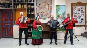 На Алтайской стороне- песня Гаяны Чикиной исполняет ансамбль ПЕСНОХОРКИ