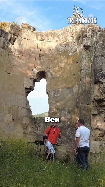 Разрушенный храм V века в Армении