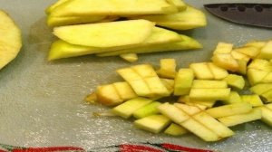 Салат с зеленым горошком