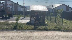 ОСЕНИЕ РАБОТЫ в САДУ/ Скарификация газона/Клумба/Ставлю домашнее вино/Переезд на юг