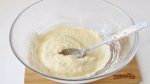 Пышные оладьи на кефире с манкой