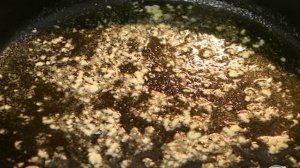 Курица-гриль с пастой и томатным соусом