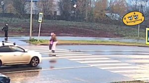 38 летний водитель"Tiguan' переехал 6 летнего ребенка на зебре
