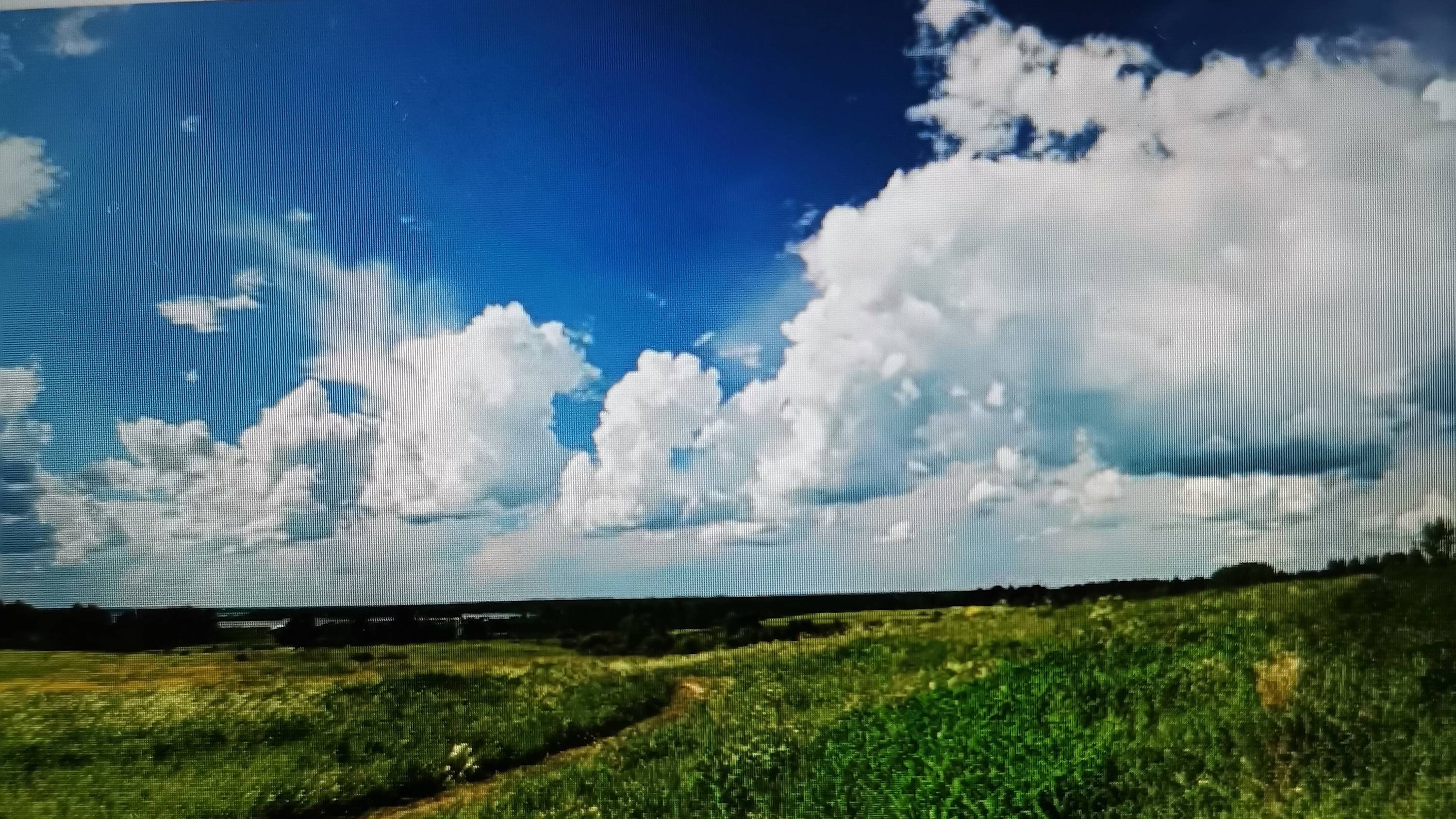 Синее небо России