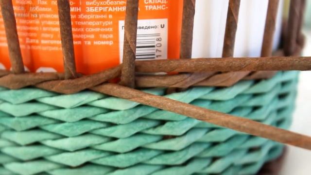 Прямая веревочка.  Начало, конец плетения и смена цвета.