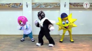 Игротанец «Мы маленькие звёзды»