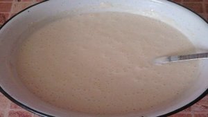 Пышные оладьи на кислом молоке