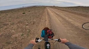 ✅На ДЫРЧИКЕ в СемиПалатинск ☢️1000 км через степи Казахстана на Ядерный Полигон с Вело Моторчиком